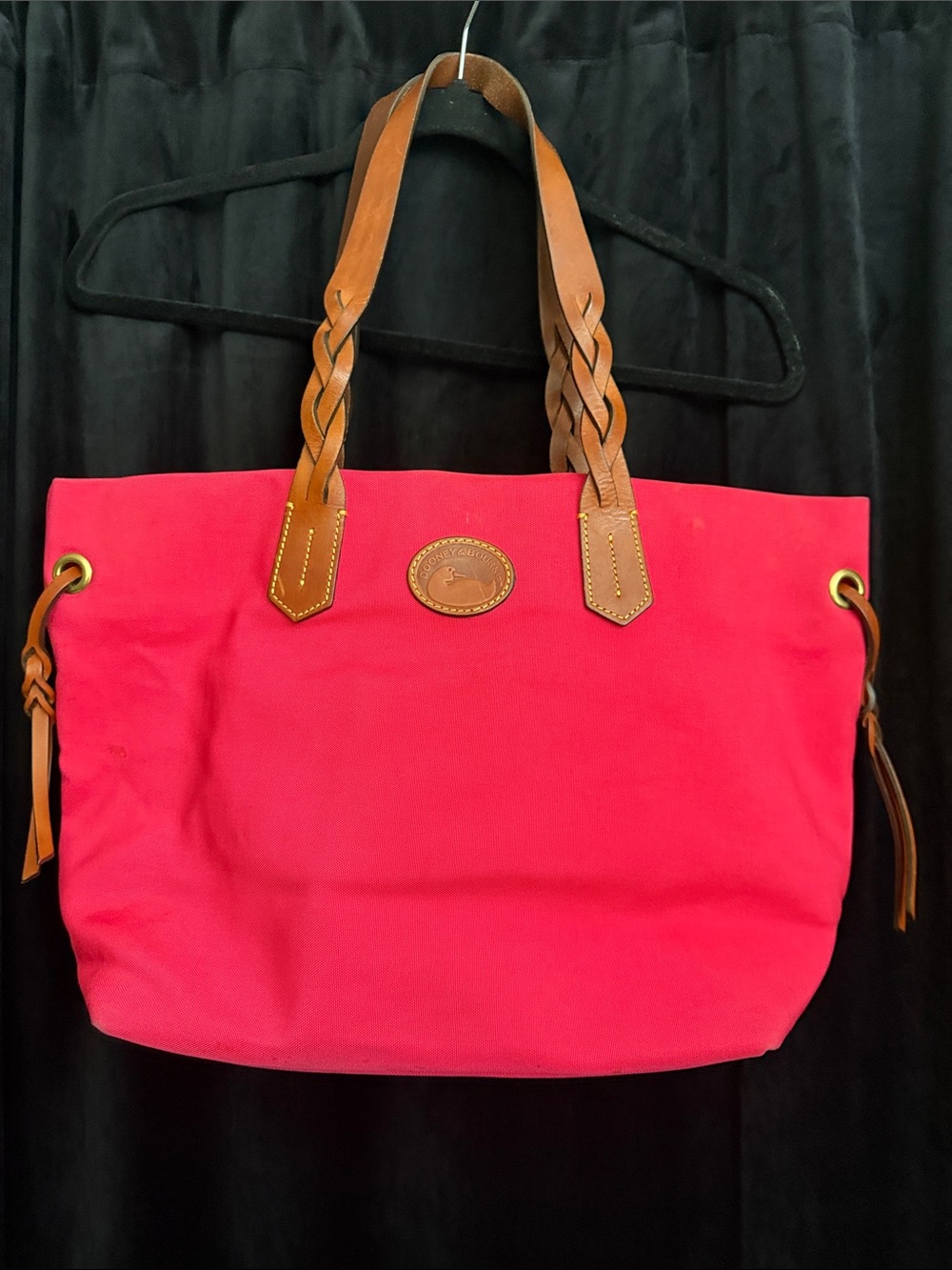 Dooney and Bourke Pink Fuchsia Nylon Braided Leather Straps
Shopper Tote Bag